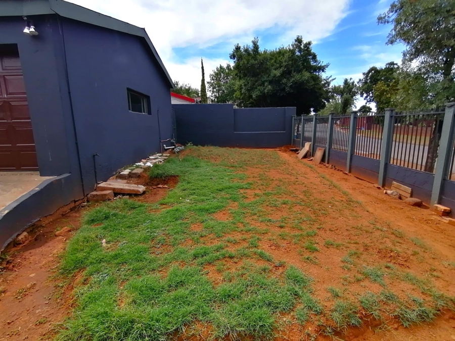 4 Bedroom Property for Sale in Uitsig Free State